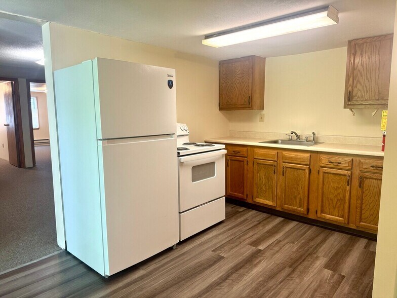 More Photos Of 250 E Water St, Slippery Rock Apartments For Sale