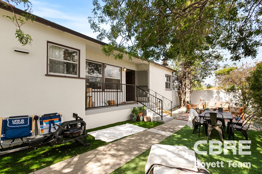 More Photos Of 2302 32nd St, Santa Monica Apartments For Sale