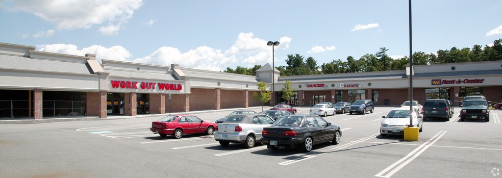 More Photos Of 300 Main St, Nashua Storefront For Lease