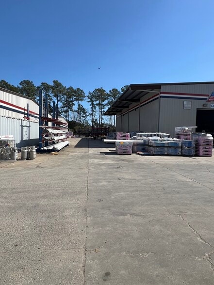 More Photos Of 3961 Wesley St, Myrtle Beach Warehouse For Lease