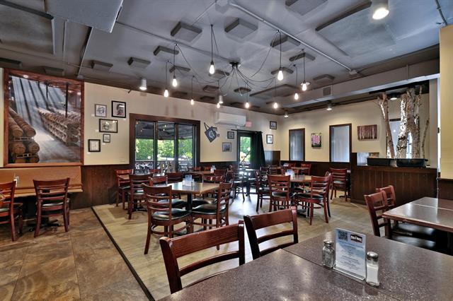 More Photos Of 20 Public Way, Quechee Restaurant For Sale