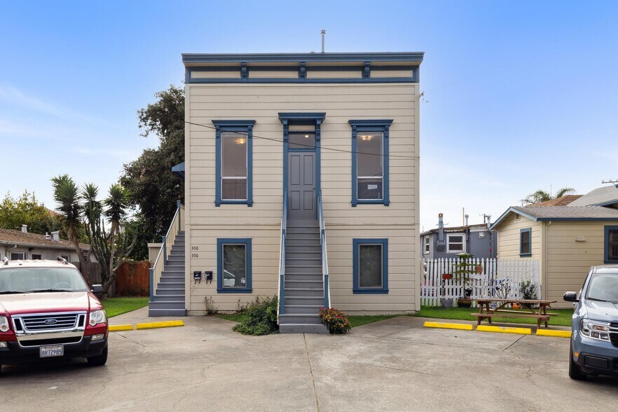 More Photos Of 1820 3rd St, Alameda Apartments For Sale