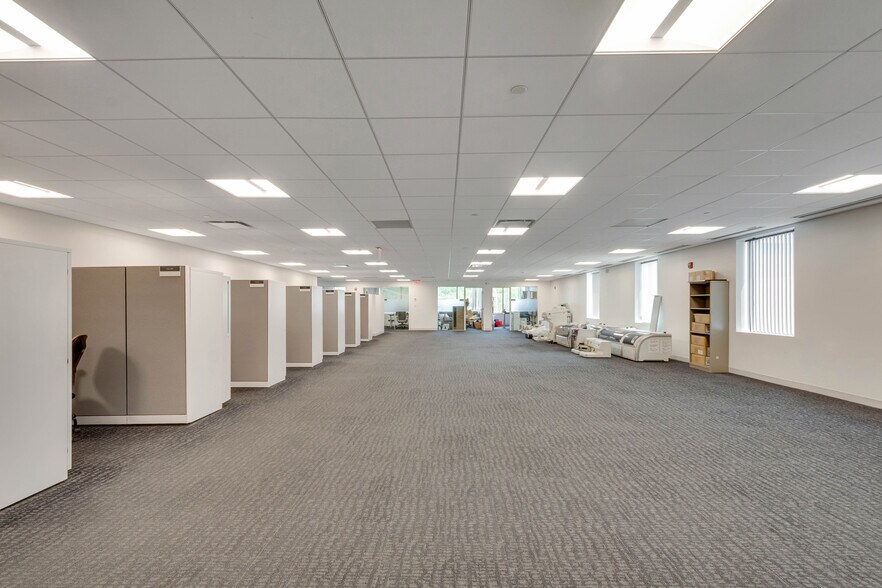 More Photos Of 15-19 Crawford St, Needham Light Distribution For Lease