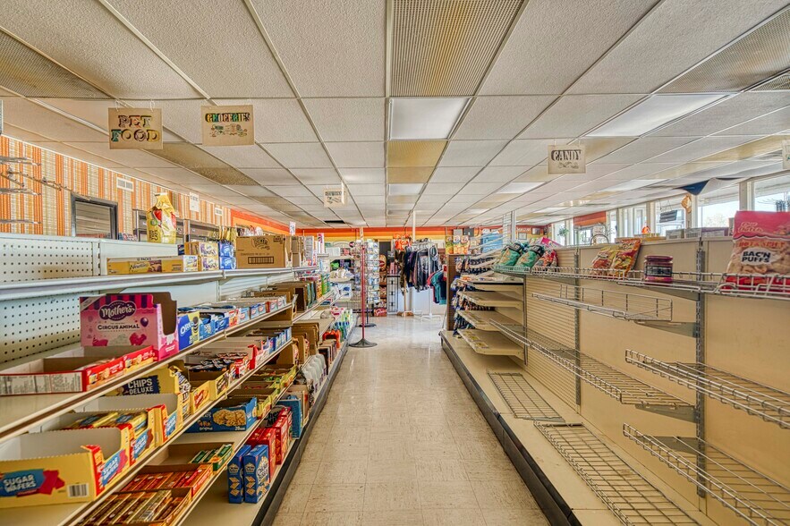 More Photos Of 1220 Washington Blvd, Newcastle Fast Food For Sale