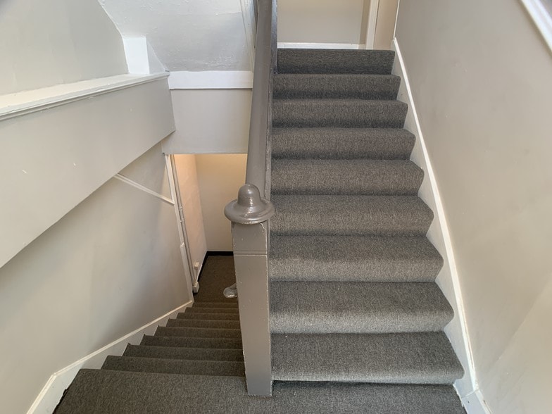 More Photos Of 105 N Depot St, Somonauk Apartments For Sale