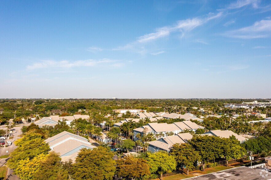 More Photos Of 3880 W Broward Blvd, Fort Lauderdale Apartments For Lease