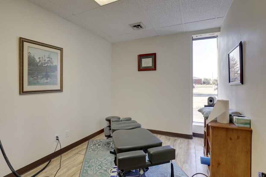 More Photos Of 900 Broadway St, Quincy Flex For Sale