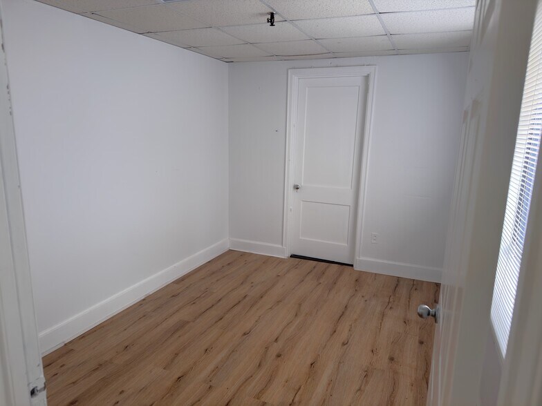 More Photos Of 117 Bradford St NW, Gainesville Office For Lease
