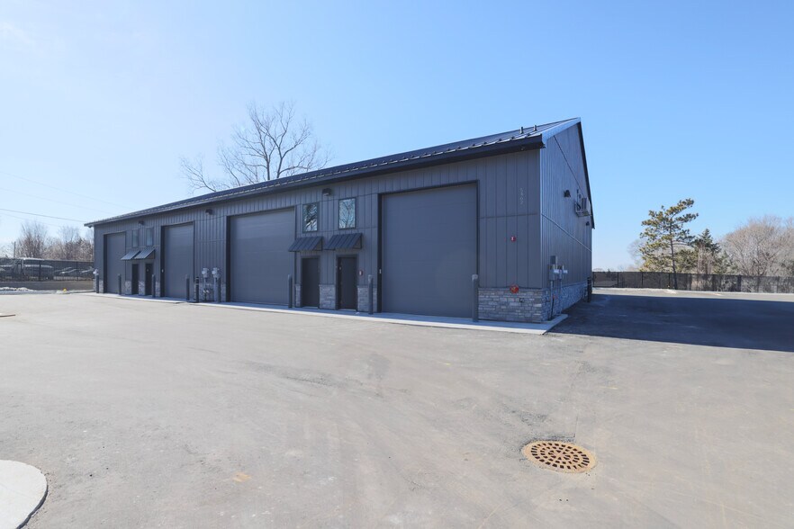 More Photos Of 5484 7th St NE, Fridley Warehouse For Sale