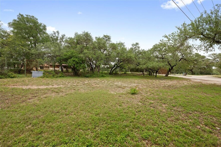 More Photos Of 704 FM 2325, Wimberley Office For Sale
