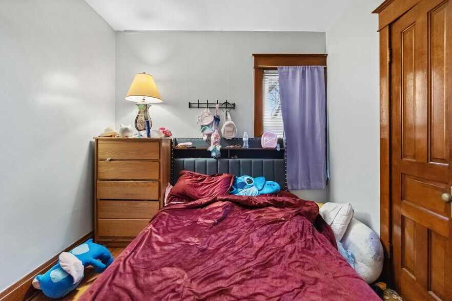 More Photos Of , Buffalo General Retail For Sale