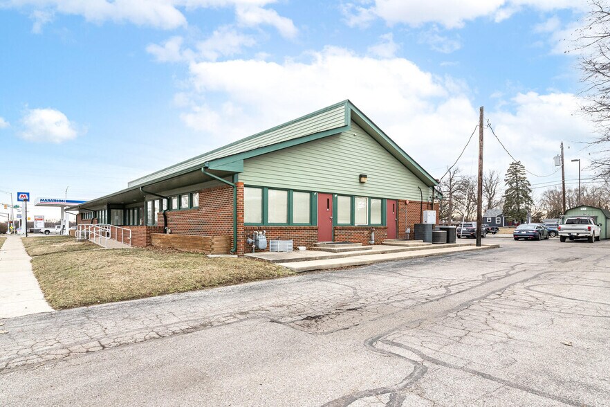 More Photos Of 1640 N Ritter Ave, Indianapolis Medical For Sale