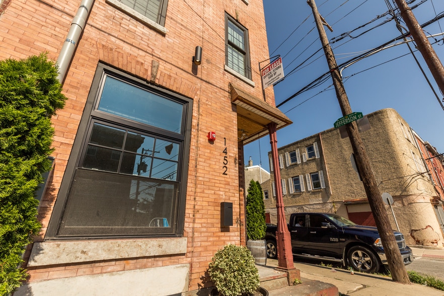 More Photos Of 1452 N 4th St, Philadelphia Storefront Retail Residential For Lease