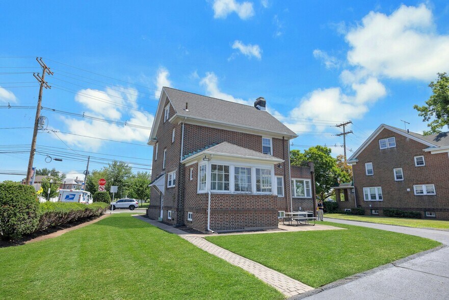 More Photos Of 225 Liberty St, Little Ferry Office For Sale