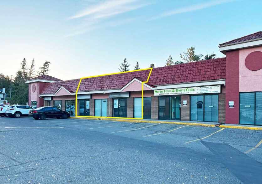 Primary Photo Of 217 Hawksbrow Dr NW, Calgary Storefront Retail Office For Lease