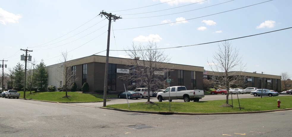 Primary Photo Of 400 South Ave, Middlesex Warehouse For Lease