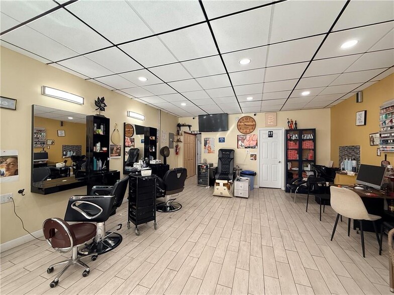 More Photos Of 6118 5th Ave, Brooklyn Storefront Retail Residential For Sale