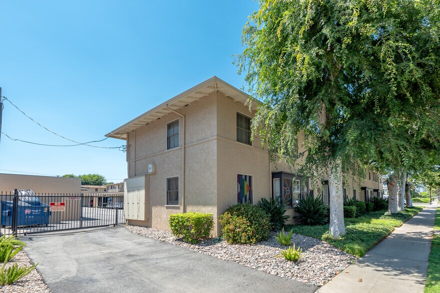 More Photos Of 1620 Larch St, Alhambra Multifamily For Sale