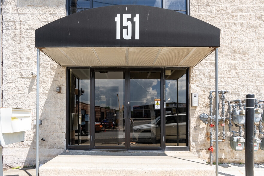 More Photos Of 151 Industrial Loop, Staten Island Storefront Retail Office For Sale