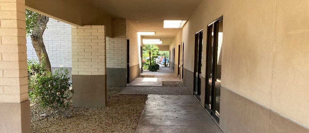 More Photos Of 8828 N Central Ave, Phoenix Office For Lease