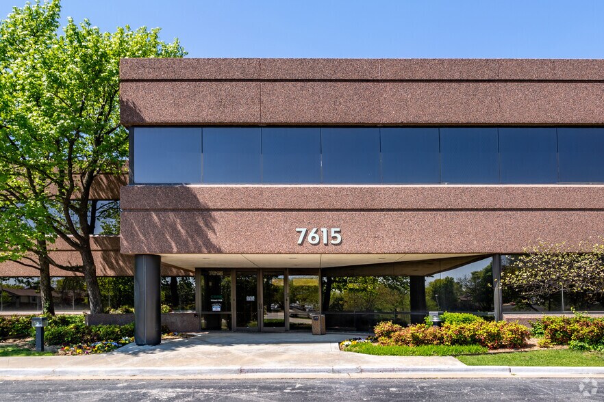 More Photos Of 7615 E 63rd Pl, Tulsa Office For Sale