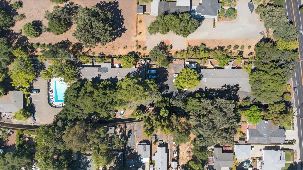 More Photos Of 601 Grand Ave, Ojai Apartments For Sale