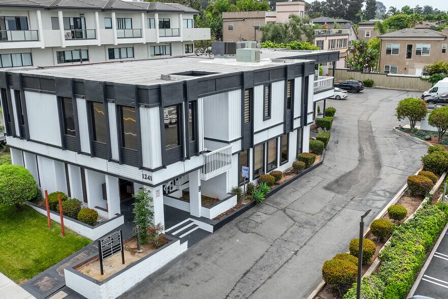 More Photos Of 1241 Carlsbad Village Dr, Carlsbad Medical For Lease