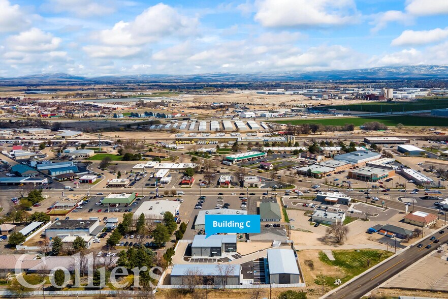 More Photos Of 1586 N Debra Dr, Nampa Warehouse For Lease