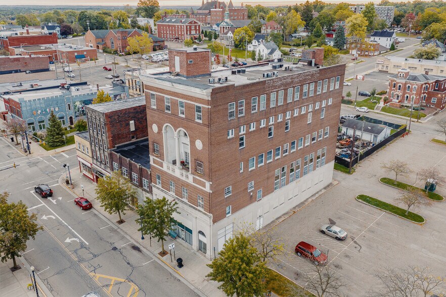 More Photos Of 243 E Main St, Alliance Apartments For Sale