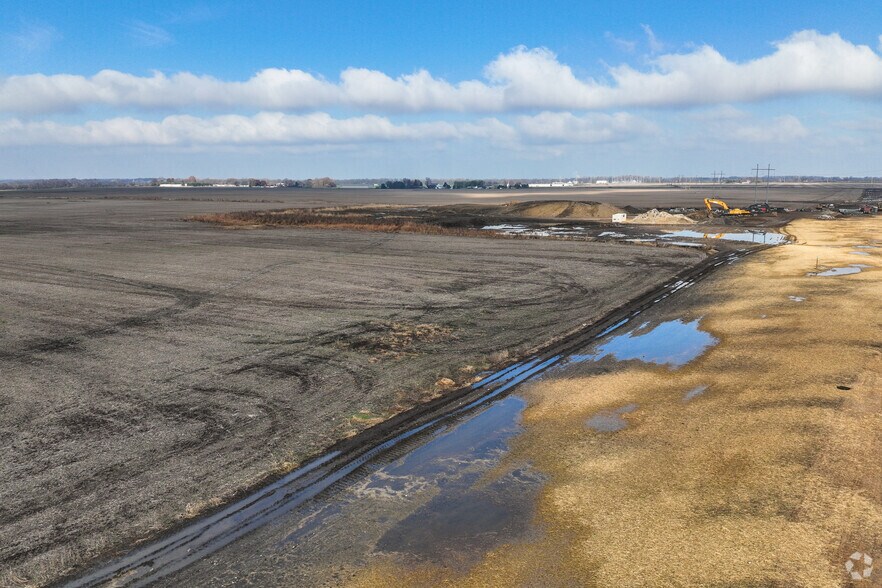 More Photos Of Rickenbacker South, Lockbourne Land For Sale