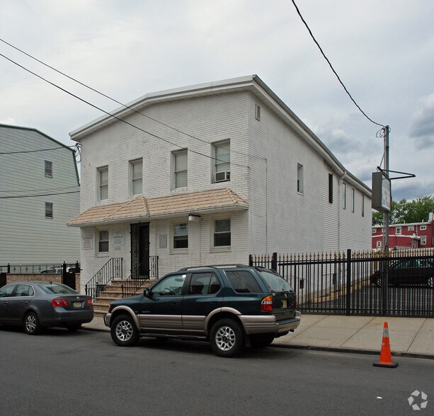 More Photos Of 137-139 Prospect St, Newark Medical For Sale