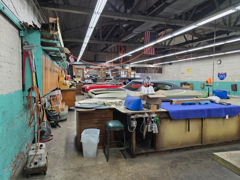 More Photos Of 6243 N Clark St, Chicago Storefront For Sale