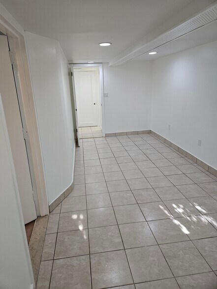 More Photos Of 4605 30th Ave, Astoria Apartments For Sale