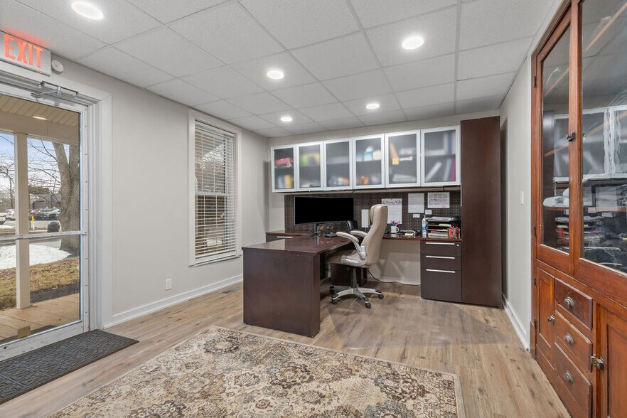 More Photos Of 158 N High St, Gahanna Office Residential For Sale