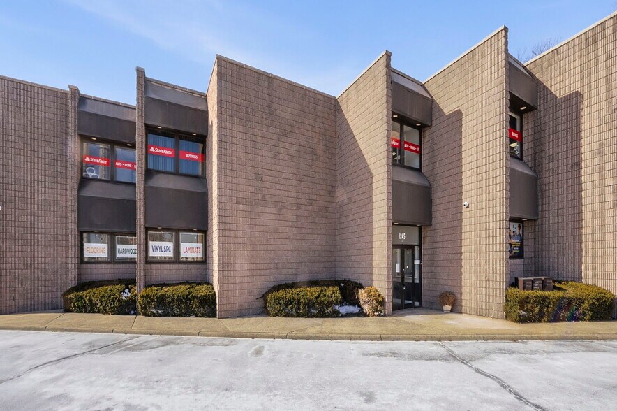 More Photos Of 1245 US 1, Edison Medical For Lease