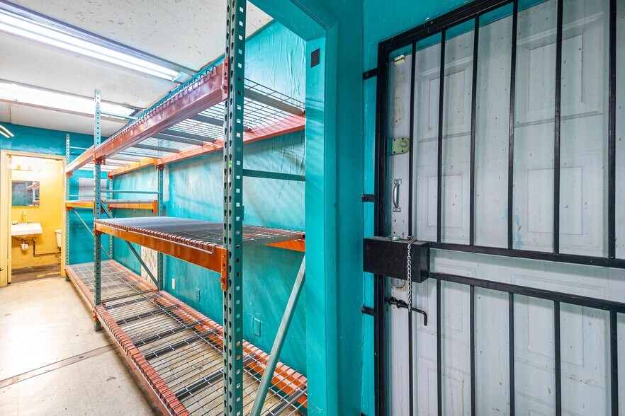 More Photos Of 7201 Bird Rd, Miami Storefront For Sale