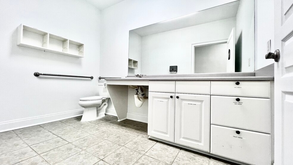 More Photos Of 4080 McGinnis Ferry Rd, Alpharetta Office For Sale