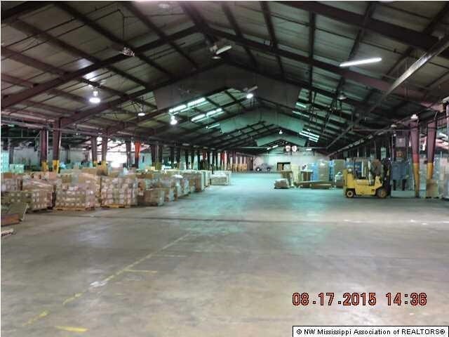 More Photos Of 6235 Cockrum St, Olive Branch Warehouse For Lease