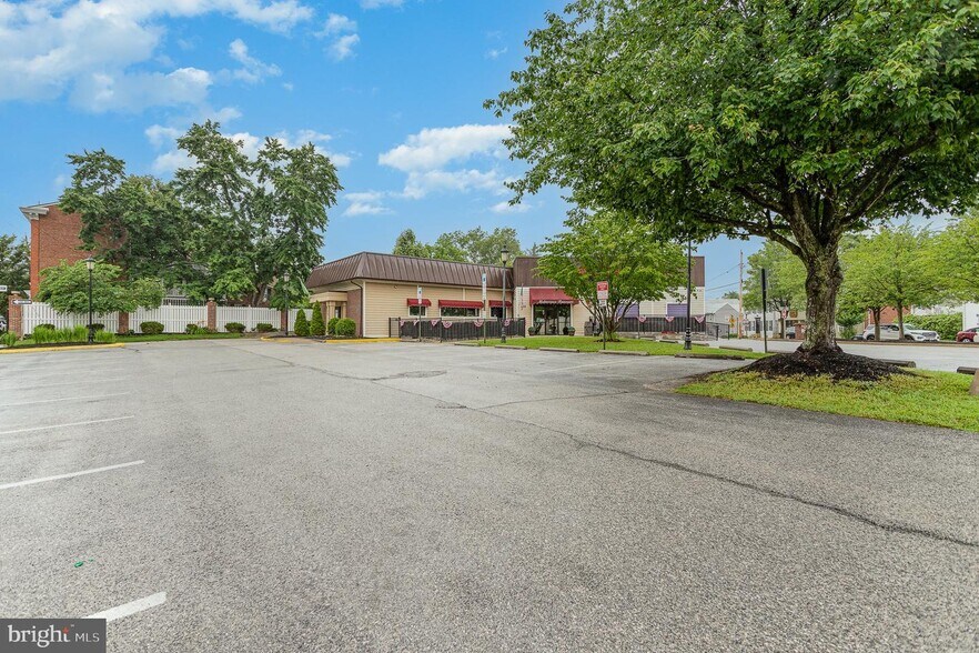 More Photos Of 132 W Main St, Westminster Restaurant For Sale