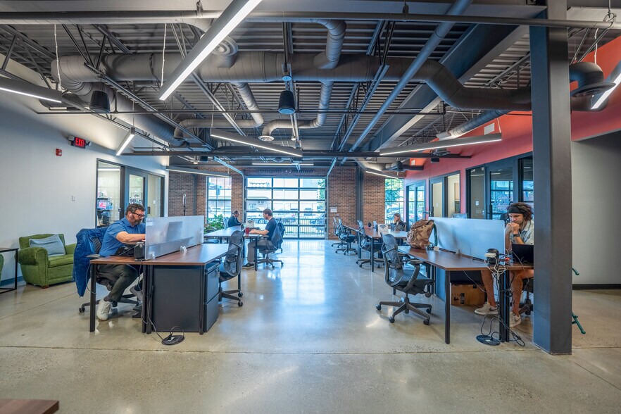 More Photos Of 505 Ellicott St, Buffalo Coworking Space