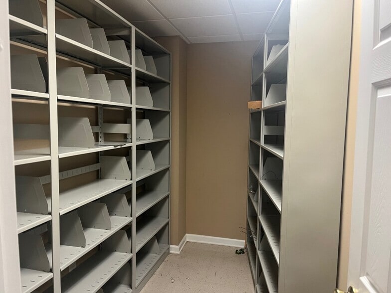More Photos Of 2020 Cowan Hwy, Winchester Loft Creative Space For Lease