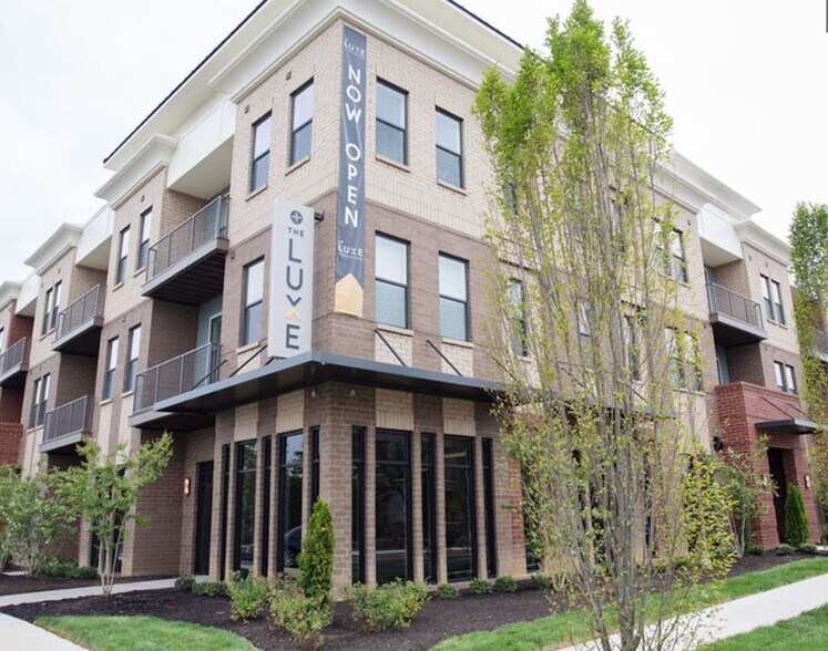 More Photos Of 130 Cinema Dr, Hendersonville Apartments For Lease