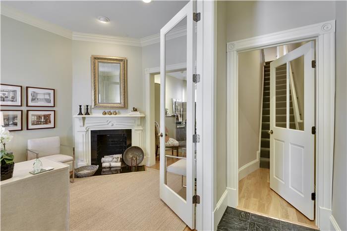 More Photos Of 421 S Washington St, Alexandria Storefront Retail Office For Sale