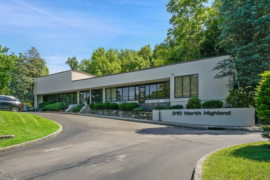 More Photos Of 310 N Highland Ave, Ossining Medical For Lease