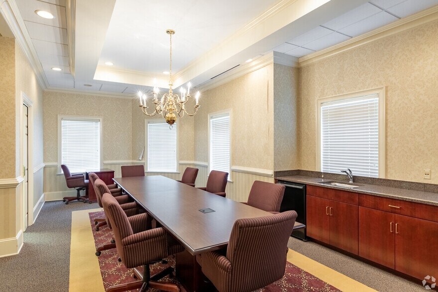 More Photos Of 3165 Maysville Rd, Commerce Bank For Sale