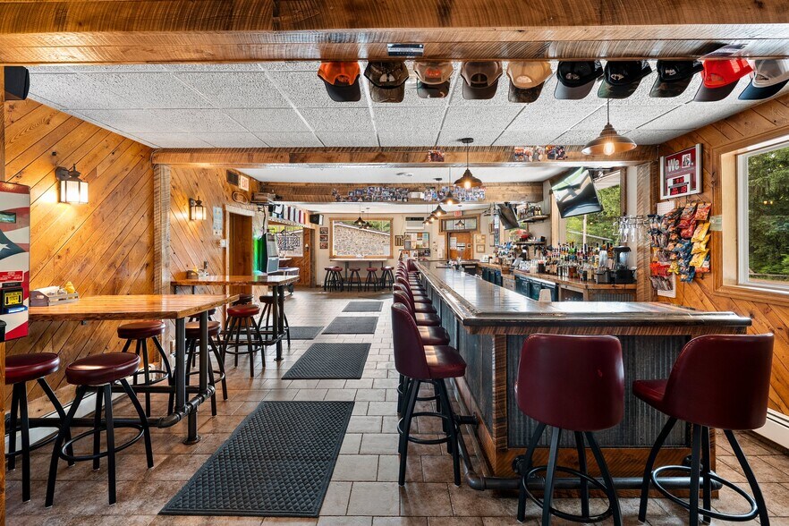 More Photos Of N12808 Northway Dr, Athelstane Restaurant For Sale