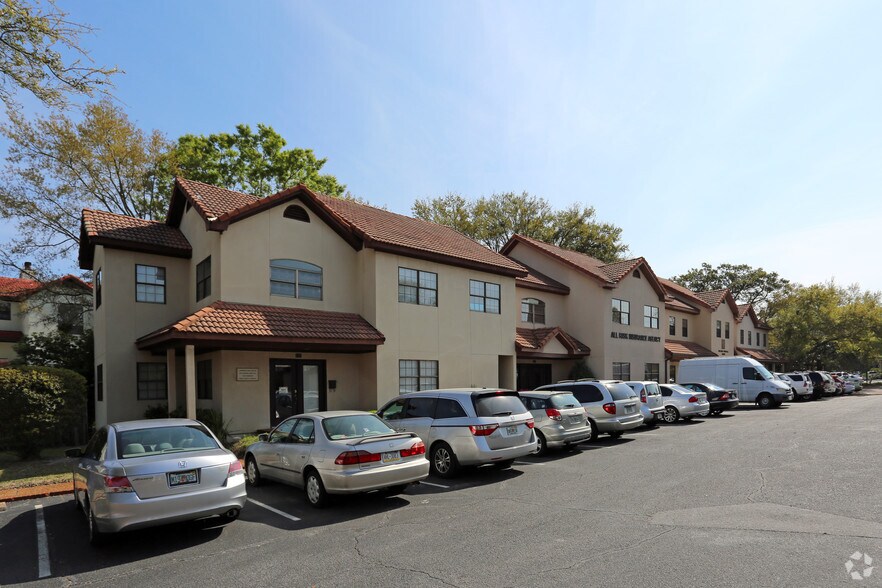 More Photos Of 77-87 Bay Bridge Dr, Gulf Breeze Medical For Sale