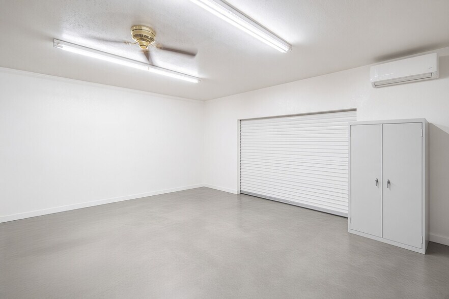 More Photos Of 2643 N 37th Dr, Phoenix Manufacturing For Sale