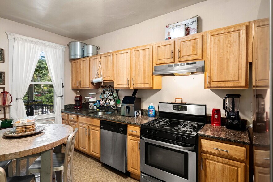 More Photos Of 159 Townsend St, Dorchester Apartments For Sale