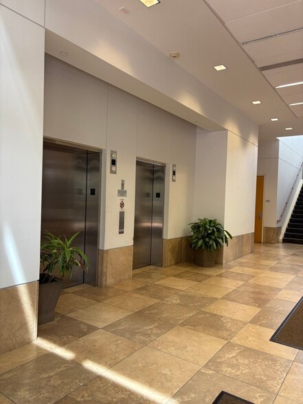 More Photos Of 7625 Maple Lawn Blvd, Fulton Medical For Lease